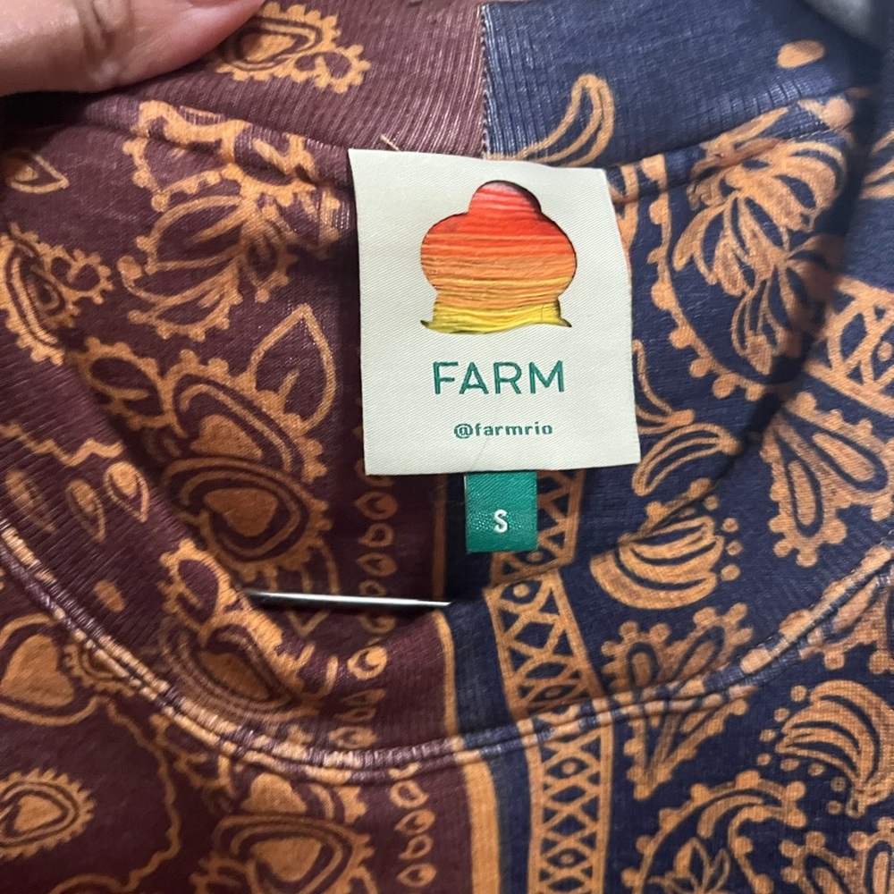 FarmRio Patchwork Print Pullover with Paisley & Leopard Motifs - Picture 2 of 4